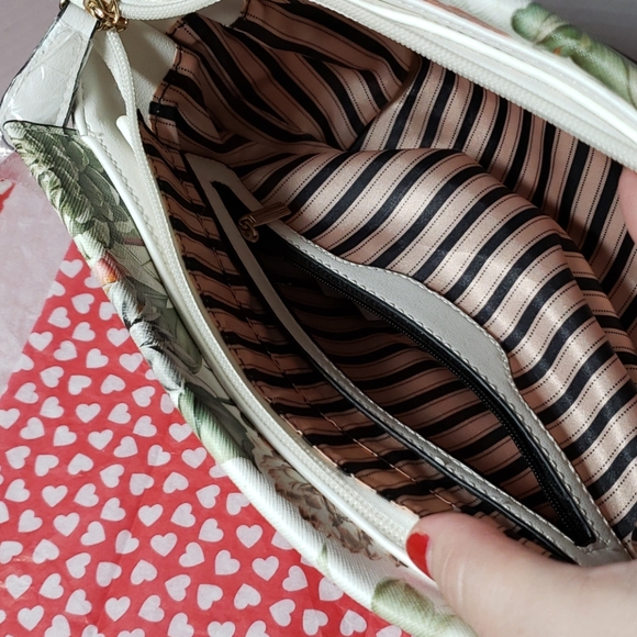 Isabelle Crossbody Bag NWT - Picture 7 of 9